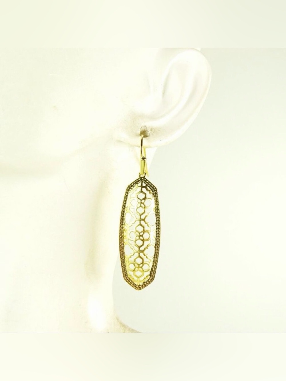🌟NEW 🌟KENDRA SCOTT Brenna Yellow Gold Plated Filigree Dangle Earrings - Picture 3 of 3